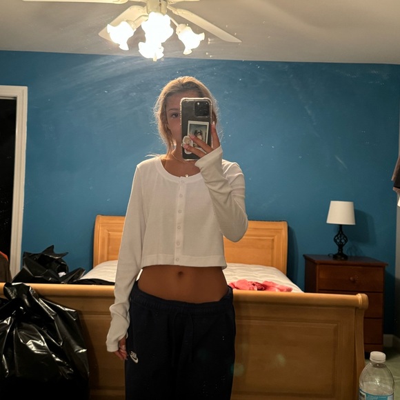 Aerie Offline white cropped button up - Picture 2 of 3